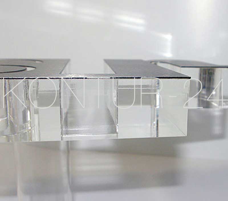 3D Acrylbuchstaben Acryl 30mm klar / gelasert